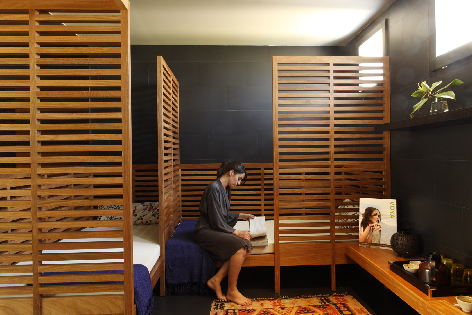 Spa relaxing room (2)