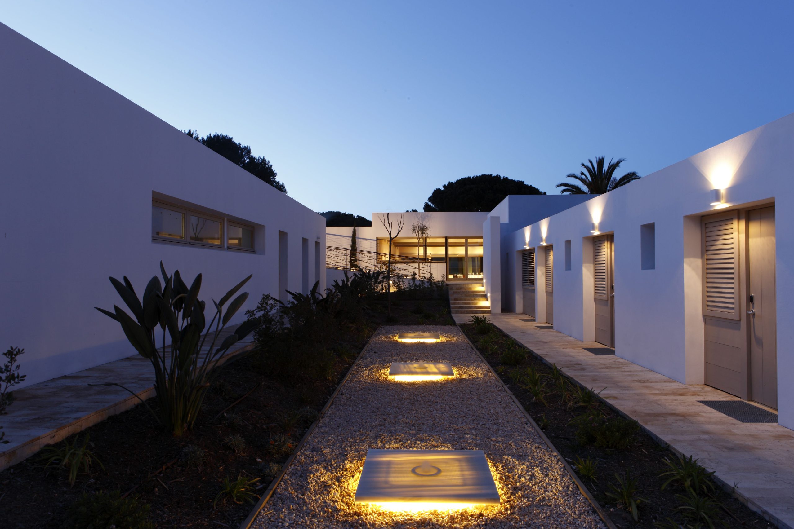 Access to spa rooms